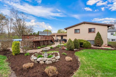 Tiny photo for 830 Buckingham Court, Crystal Lake, IL 60014 (MLS # 12673096)