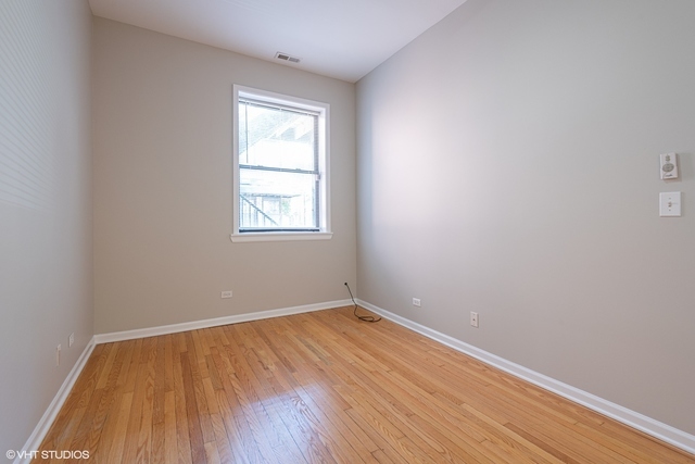 320 W Evergreen Avenue 2N