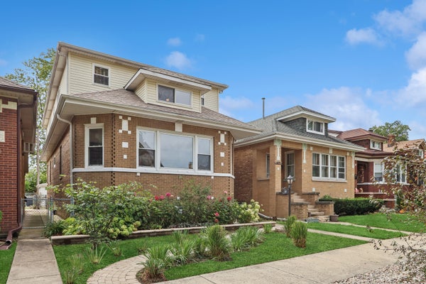 7815 W WESTWOOD DR, ELMWOOD PARK, IL 60707 - Image dec794c6667c78ef1fbfa0ebe0ea377d/4207553198