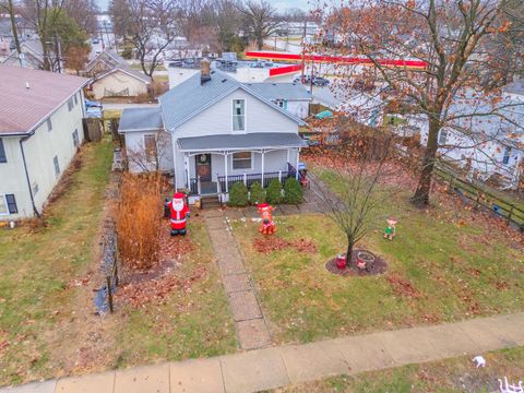 Tiny photo for 512 S Clayton Street, Bloomington, IL 61701 (MLS # 12532497)