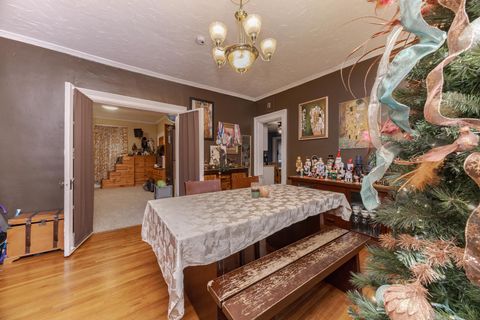 Tiny photo for 512 S Clayton Street, Bloomington, IL 61701 (MLS # 12532497)