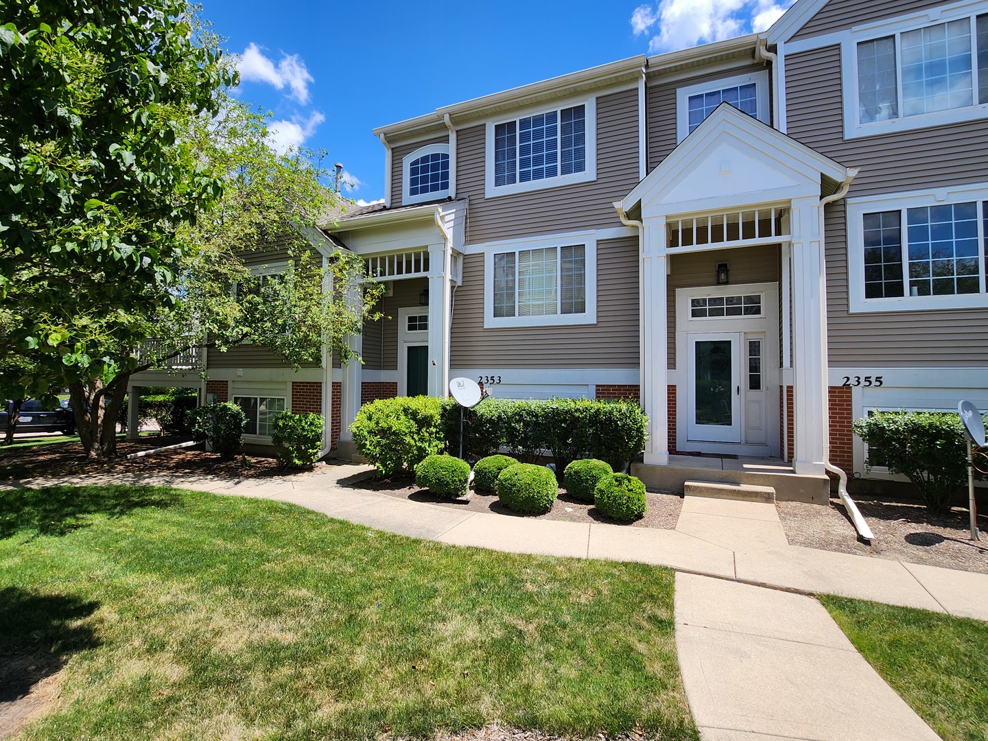 View Aurora, IL 60503 townhome