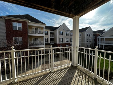 Tiny photo for 1905 N Lincoln Avenue #202, Urbana, IL 61801 (MLS # 12588613)