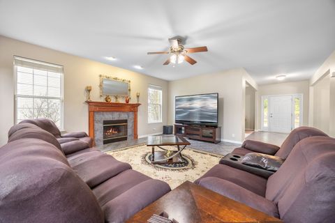 Tiny photo for 2566 Rourke Drive, Aurora, IL 60503 (MLS # 12520513)