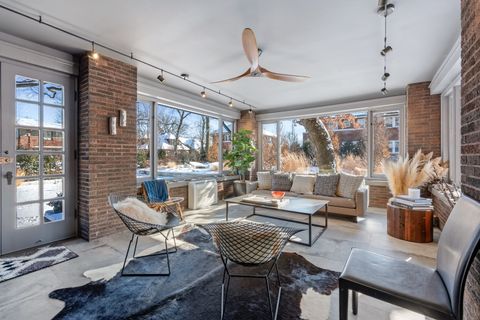 Tiny photo for 420 N Euclid Avenue, Oak Park, IL 60302 (MLS # 12572964)