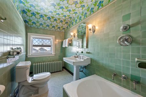 Tiny photo for 420 N Euclid Avenue, Oak Park, IL 60302 (MLS # 12572964)