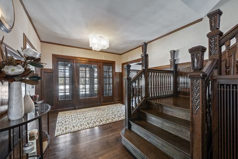 Tiny photo for 420 N Euclid Avenue, Oak Park, IL 60302 (MLS # 12572964)