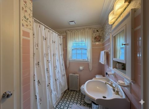 Tiny photo for 502 S I Oka Avenue, Mount Prospect, IL 60056 (MLS # 12539977)