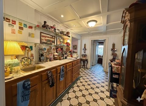 Tiny photo for 502 S I Oka Avenue, Mount Prospect, IL 60056 (MLS # 12539977)