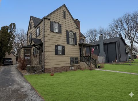 502 S I Oka Avenue, Mount Prospect, IL 60056 - #: 12539977