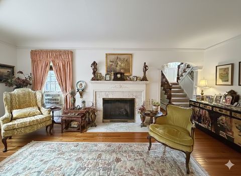 Tiny photo for 502 S I Oka Avenue, Mount Prospect, IL 60056 (MLS # 12539977)