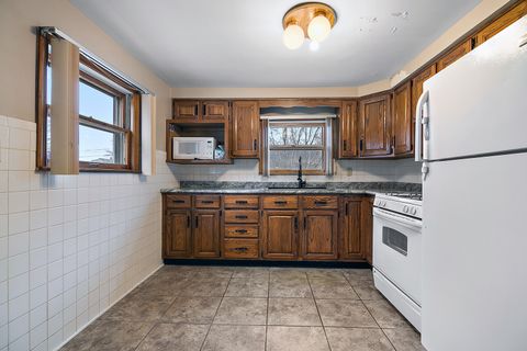 Tiny photo for 212 S Blaine Avenue, Bradley, IL 60915 (MLS # 12578527)