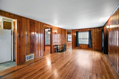 Tiny photo for 212 S Blaine Avenue, Bradley, IL 60915 (MLS # 12578527)