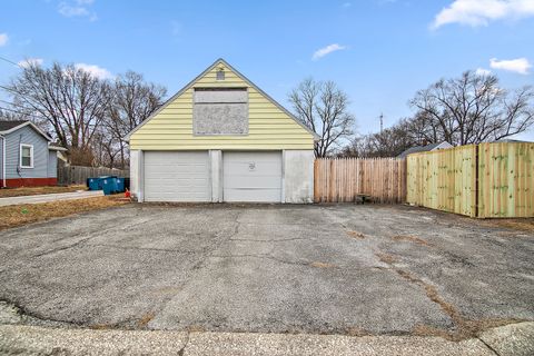 Tiny photo for 212 S Blaine Avenue, Bradley, IL 60915 (MLS # 12578527)