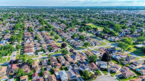 Tiny photo for 9956 Ivanhoe Avenue, Schiller Park, IL 60176 (MLS # 12647752)