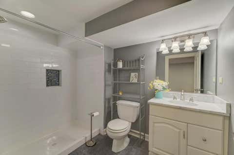 Tiny photo for 9956 Ivanhoe Avenue, Schiller Park, IL 60176 (MLS # 12647752)