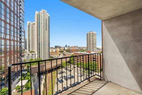 Tiny photo for 345 N Canal Street #1204, Chicago, IL 60606 (MLS # 12674202)