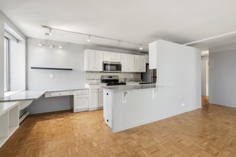 Tiny photo for 345 N Canal Street #1204, Chicago, IL 60606 (MLS # 12674202)