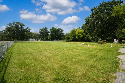 Tiny photo for 12210 W Blossom Avenue, Beach Park, IL 60087 (MLS # 12718153)