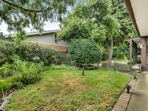 Tiny photo for 1121 S Aldine Avenue, Park Ridge, IL 60068 (MLS # 12742383)