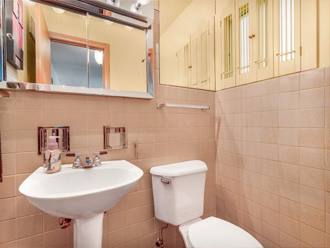 Tiny photo for 1121 S Aldine Avenue, Park Ridge, IL 60068 (MLS # 12742383)