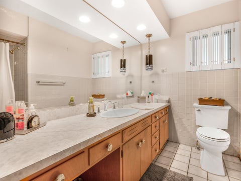 Tiny photo for 1121 S Aldine Avenue, Park Ridge, IL 60068 (MLS # 12742383)