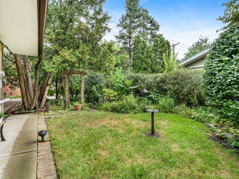 Tiny photo for 1121 S Aldine Avenue, Park Ridge, IL 60068 (MLS # 12742383)