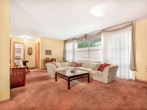Tiny photo for 1121 S Aldine Avenue, Park Ridge, IL 60068 (MLS # 12742383)