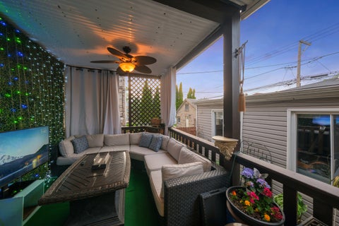 Tiny photo for 5438 W Melrose Street, Chicago, IL 60641 (MLS # 12710808)