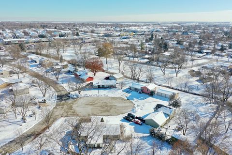 Tiny photo for 131 Monticello Circle, Bolingbrook, IL 60440 (MLS # 12524777)