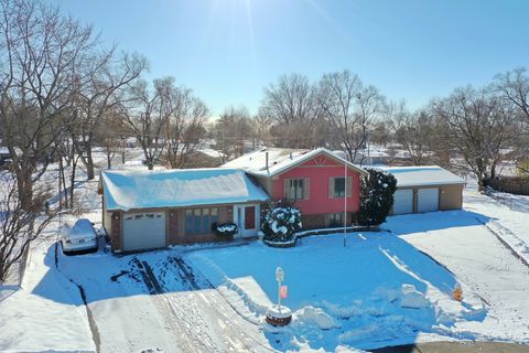 Tiny photo for 131 Monticello Circle, Bolingbrook, IL 60440 (MLS # 12524777)
