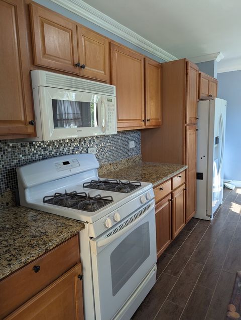 Tiny photo for 8927 Belleforte Avenue, Morton Grove, IL 60053 (MLS # 12465606)