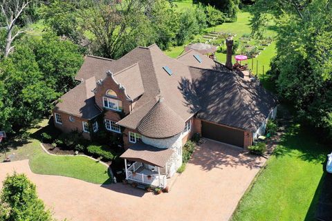 A home in Des Plaines