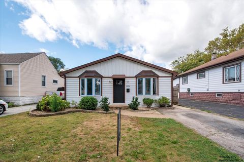 Photo of 14914 AVERS Avenue, Midlothian, IL 60445 (MLS # 12493132)