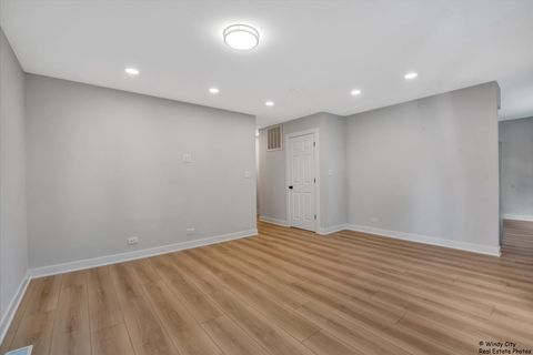 Tiny photo for 14914 AVERS Avenue, Midlothian, IL 60445 (MLS # 12493132)