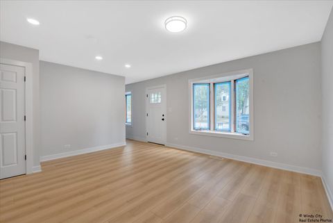 Tiny photo for 14914 AVERS Avenue, Midlothian, IL 60445 (MLS # 12493132)