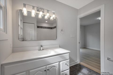 Tiny photo for 14914 AVERS Avenue, Midlothian, IL 60445 (MLS # 12493132)