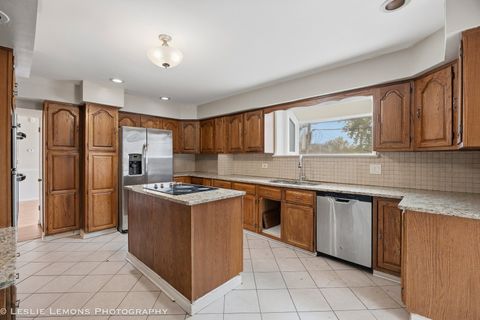 Tiny photo for 6346 W RAVEN Street, Chicago, IL 60646 (MLS # 12642016)