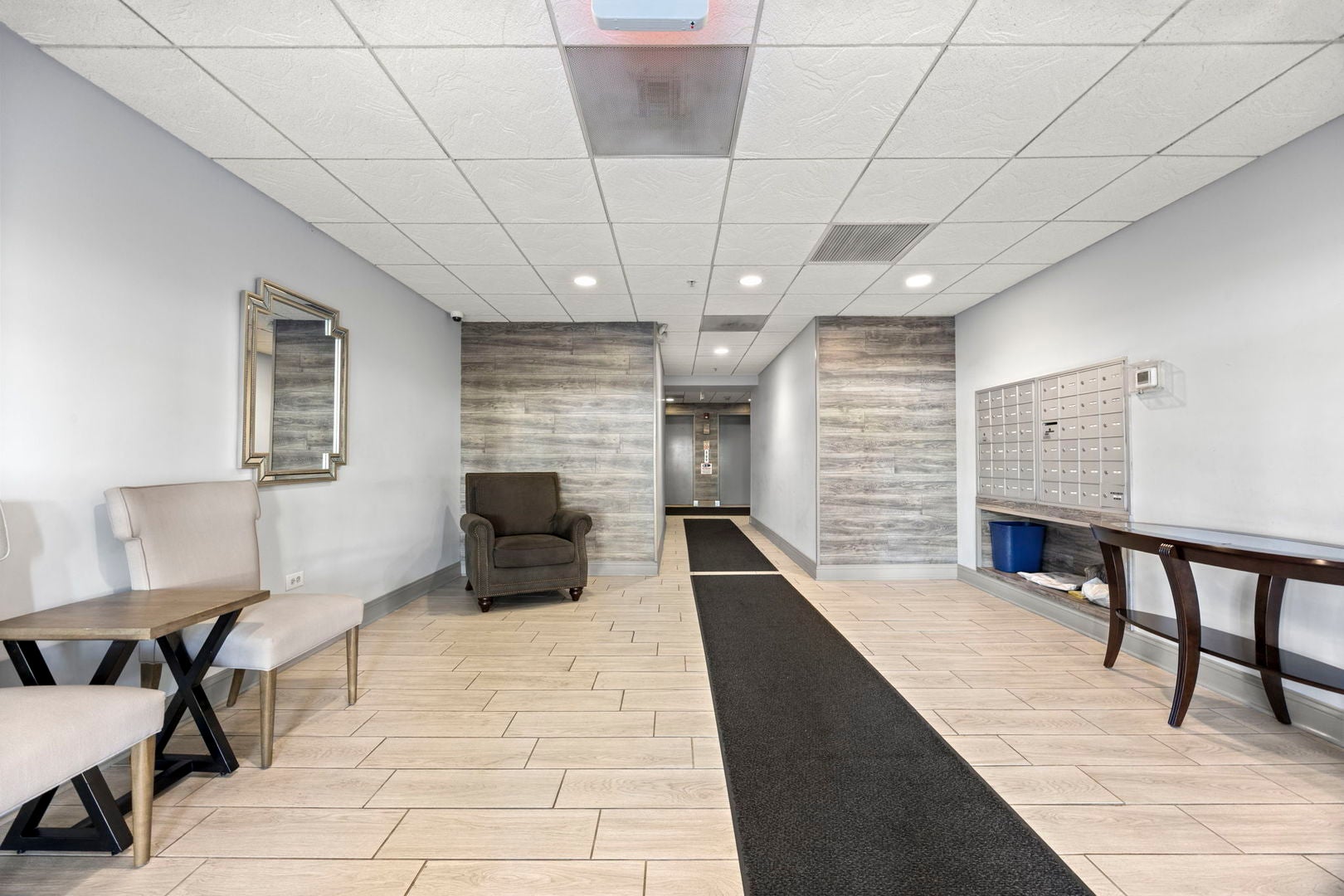 2020 Saint Regis Drive 605