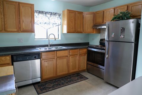 Tiny photo for 1130 Evergreen Avenue #1A, Glendale Heights, IL 60139 (MLS # 12556581)