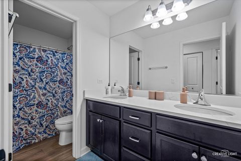 Tiny photo for 495 Timber Oak Lane, Yorkville, IL 60560 (MLS # 12440319)