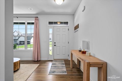 Tiny photo for 495 Timber Oak Lane, Yorkville, IL 60560 (MLS # 12440319)