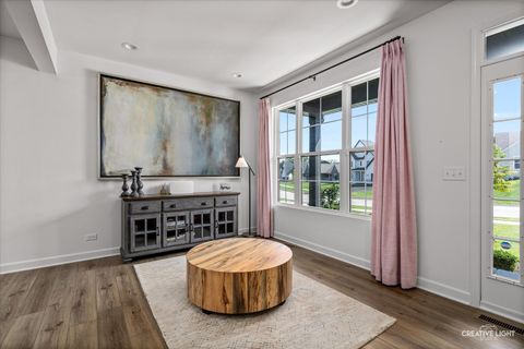 Tiny photo for 495 Timber Oak Lane, Yorkville, IL 60560 (MLS # 12440319)