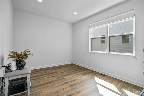 Tiny photo for 495 Timber Oak Lane, Yorkville, IL 60560 (MLS # 12440319)