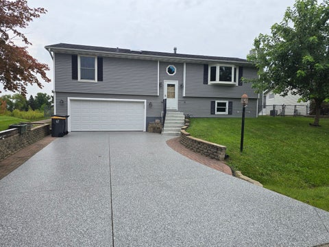 Photo of 4003 Franklin Street, Zion, IL 60099 (MLS # 12747403)