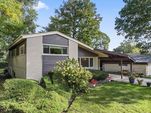 Tiny photo for 9101 Sleeping Bear Road, Skokie, IL 60076 (MLS # 12446784)