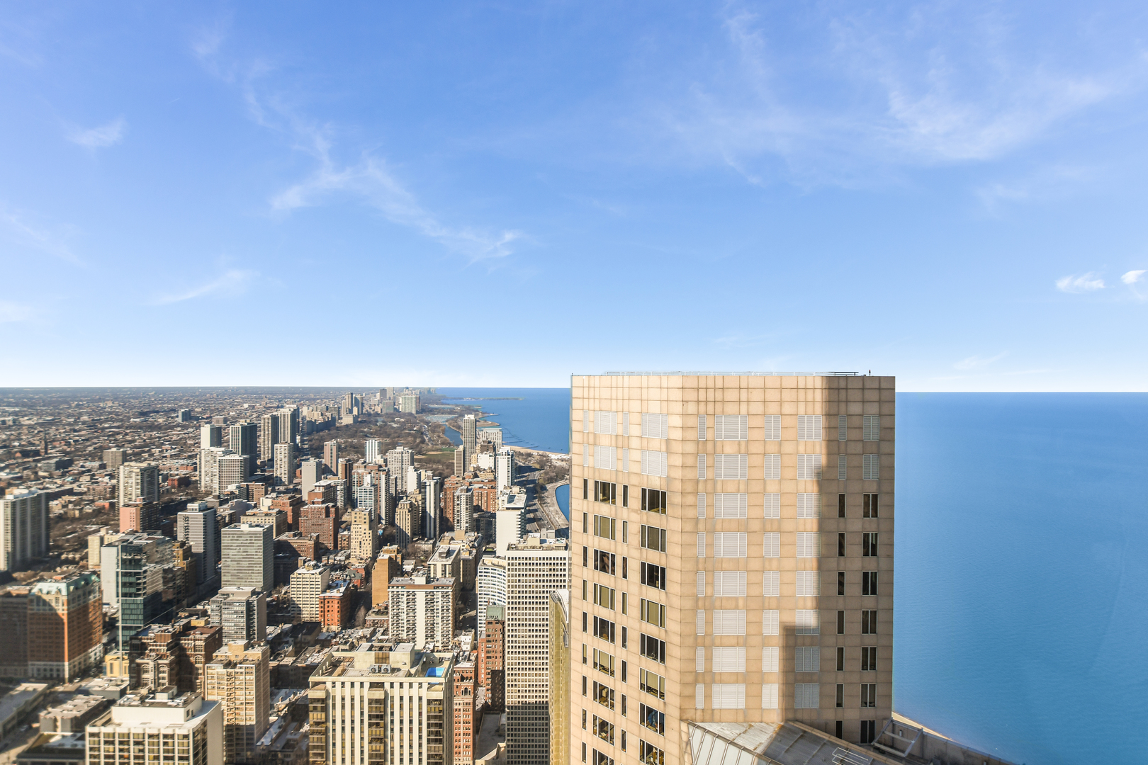 132 E Delaware Place 5506