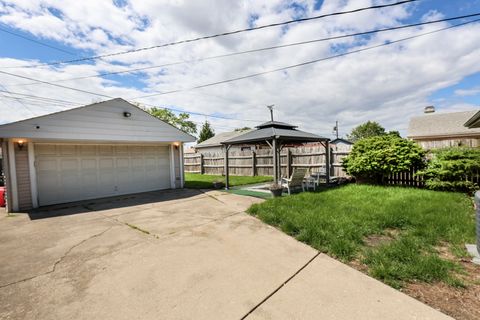Tiny photo for 7728 S Kilpatrick Avenue, Chicago, IL 60652 (MLS # 12637365)