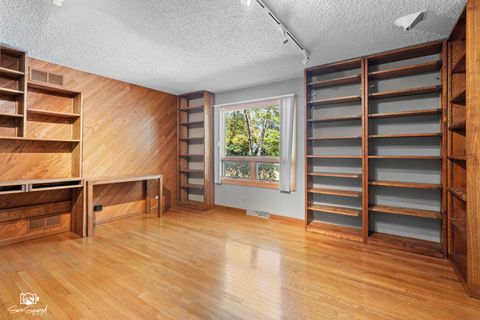 Tiny photo for 200 Shorewood Lane, Shorewood, IL 60404 (MLS # 12498868)