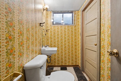 Tiny photo for 6964 N Tonty Avenue, Chicago, IL 60646 (MLS # 12662083)